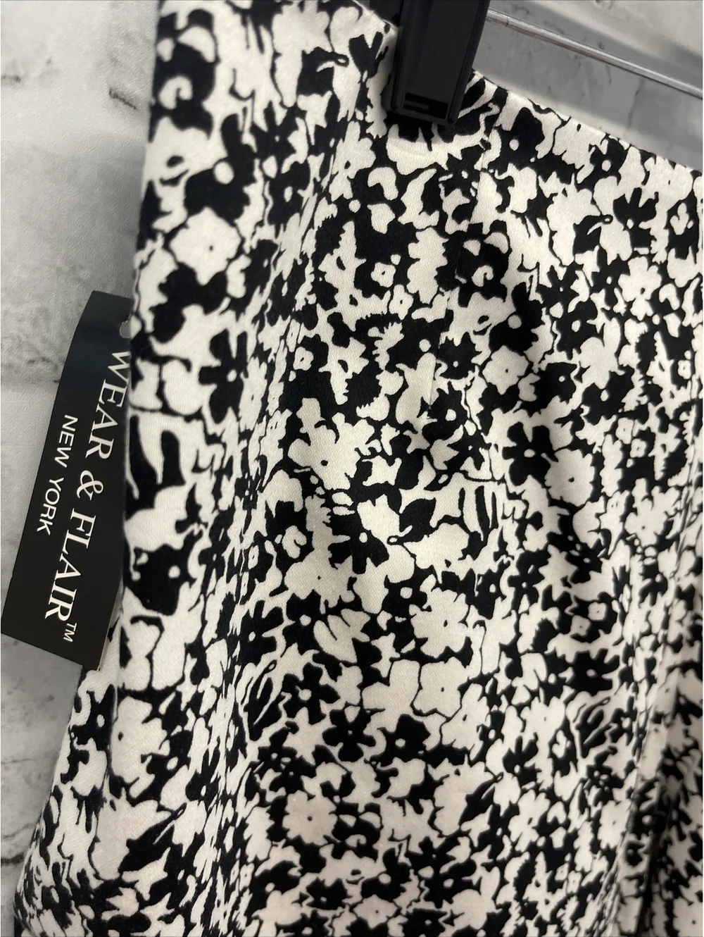 NWT Wear Flair Black White Floral Crop